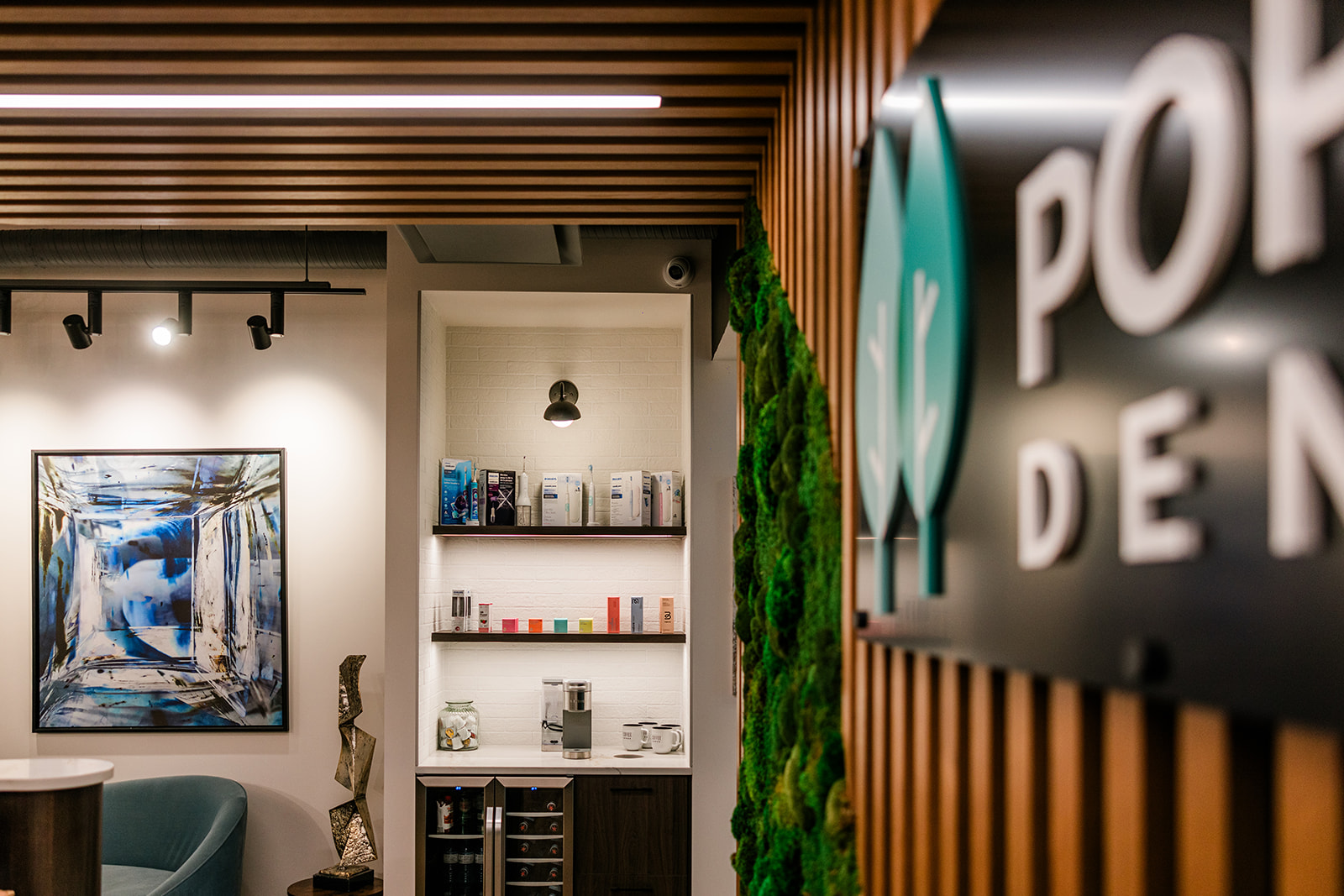 Poplar Dental - Greenwich dental clinic in Calgary - Photo 3